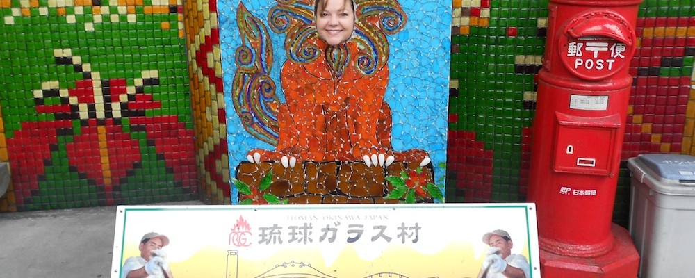 Ryukyu-Glass-Photo-Op