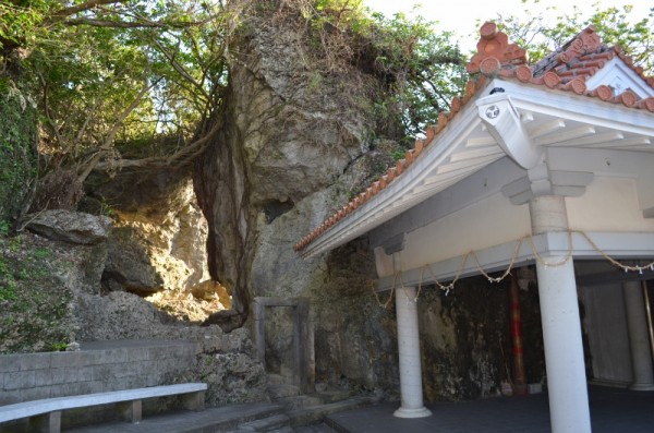 Hakugin-do Building | Okinawa Hai