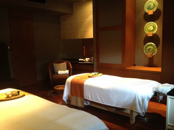 Green Spa Dual Massage Room | Okinawa Hai