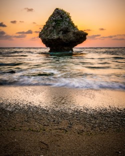 Hidden Beach l Okinawa Hai!