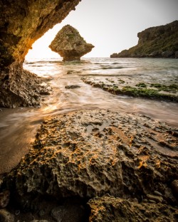 Hidden Beach l Okinawa Hai!