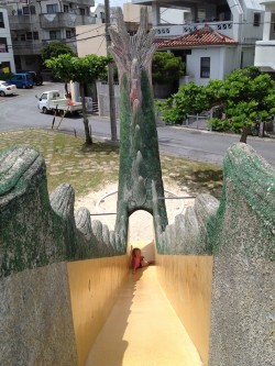 Dragon Slide Park l Okinawa Hai!