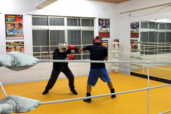 Mahoney Gushikawa Boxing Gym and Bar l Okinawa Hai!