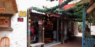 Misty Clothing Store l Okinawa Hai!