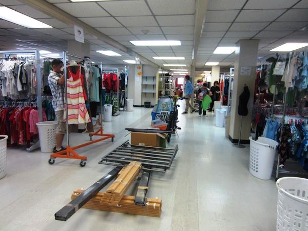 Marine Thrift Shop l Okinawa Hai!