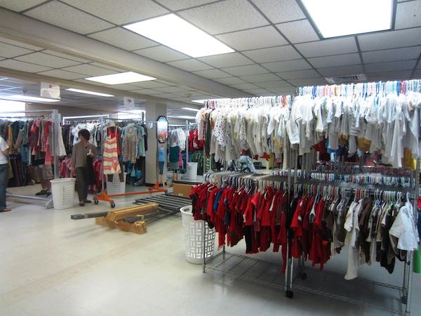 Marine Thrift Shop l Okinawa Hai!