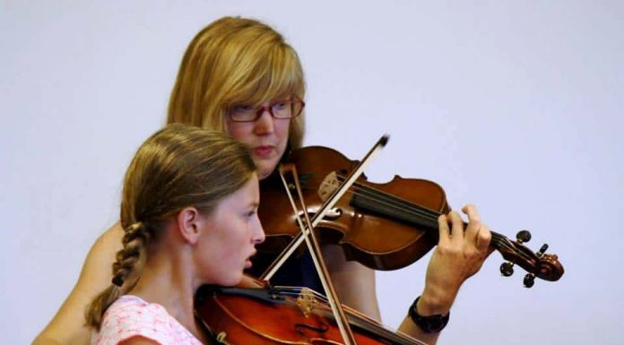 Violin Lessons l Okinawa Hai!