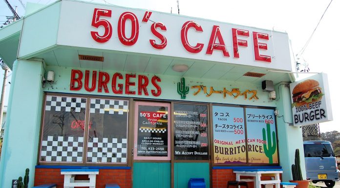 50's Cafe l Okinawa Hai!