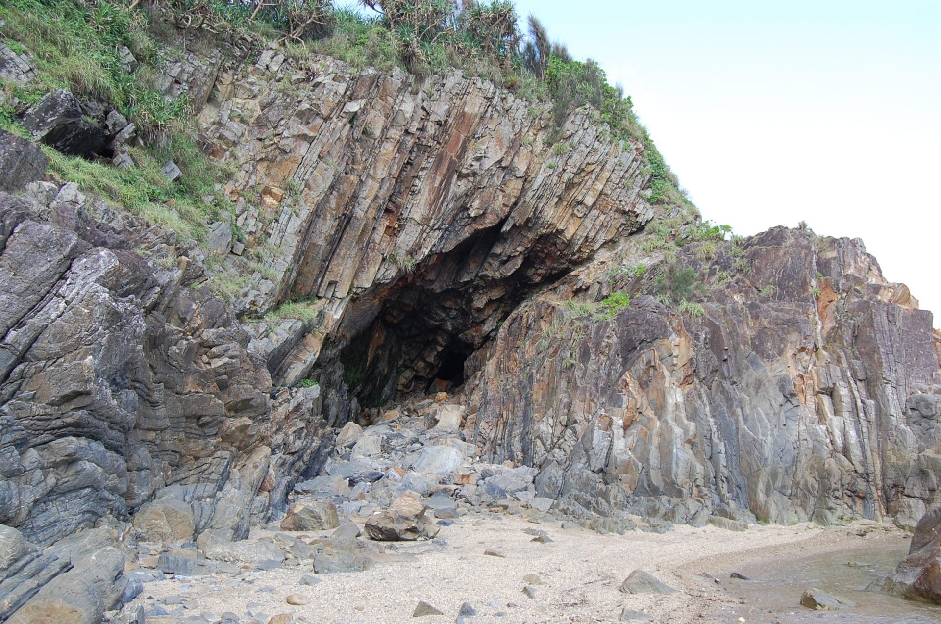 Fold of the Kayo Formation – Okinawa Hai