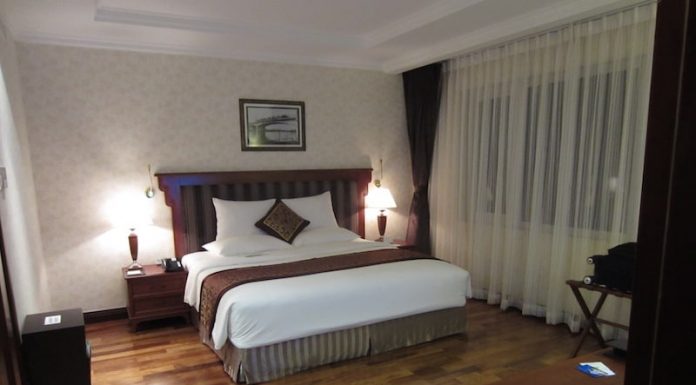 The Rex Hotel Saigon l Okinawa Hai!