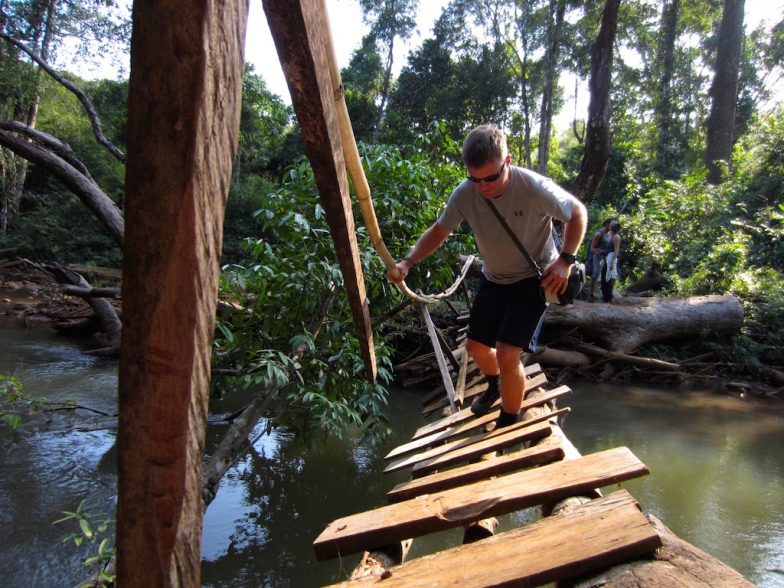 Tree Lodge - Mondulkiri, Cambodia l Okinawa Hai!