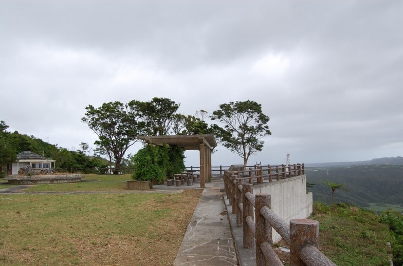 Shah Bay Mutabaru Observatory | Okinawa Hai