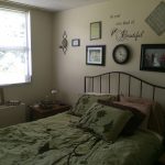 Lester bedroom