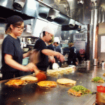 Hiroshima-2015,-Okonomiyaki,-busy-line-chefs-2-WM