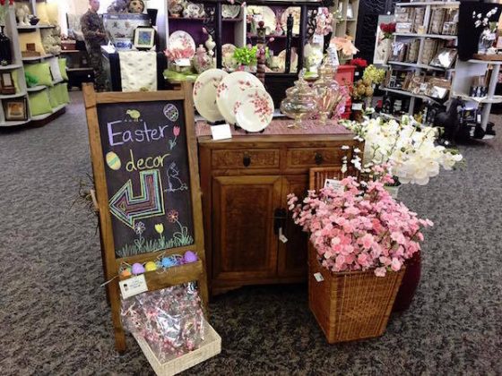 Marine Gift Shop, Camp Foster Okinawa Hai