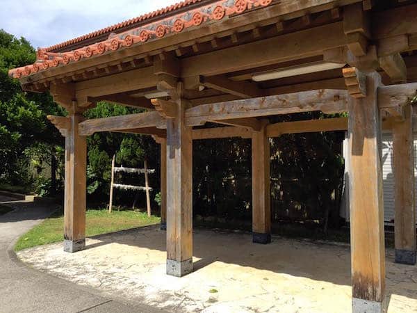 Entrance to Jingū-ji Temple