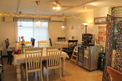 Dinning room at Kozy's Pizza, Kitanakagusuku, Okinawa